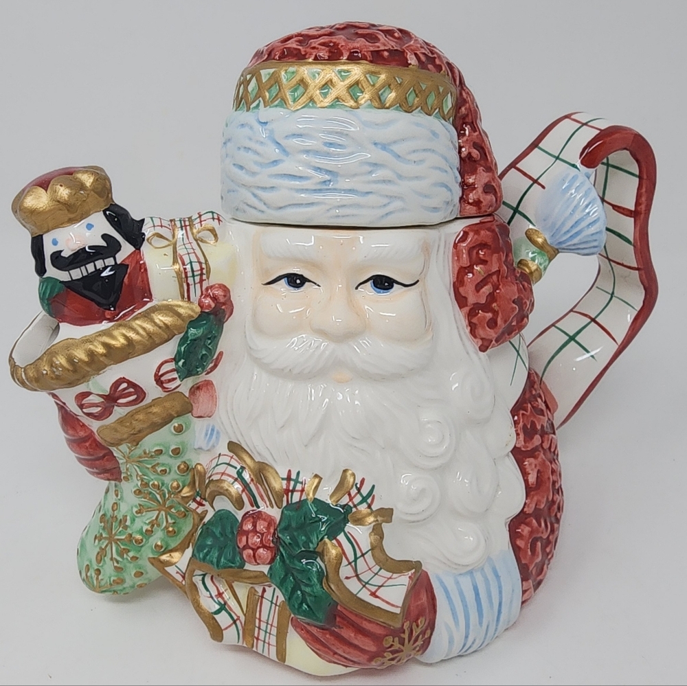 Avon Ceramic Santa Teapot Nutcracker Christmas Holiday Vintage 8” Hand Painted